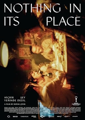 Hiçbir Şey Yerinde Değil izle